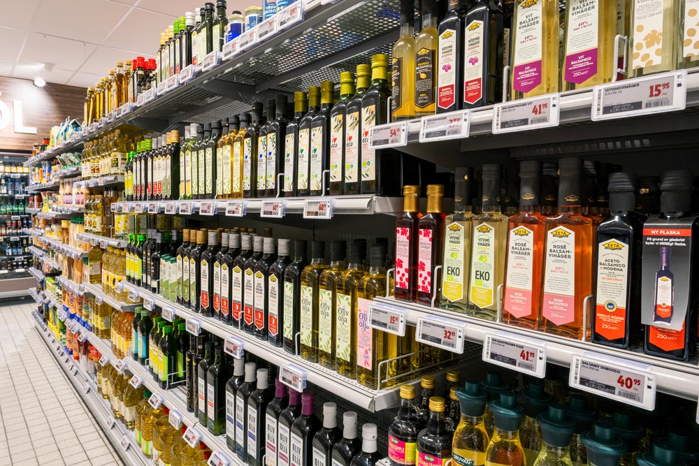 olja-vinager-varuexponering-1000px Olja och vinäger på hyllor i butik